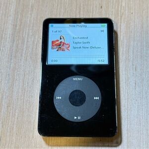 iPod Model:A1136 5thGen 80GB Blk Tested Good w/7233 Songs Good Battery Read Info